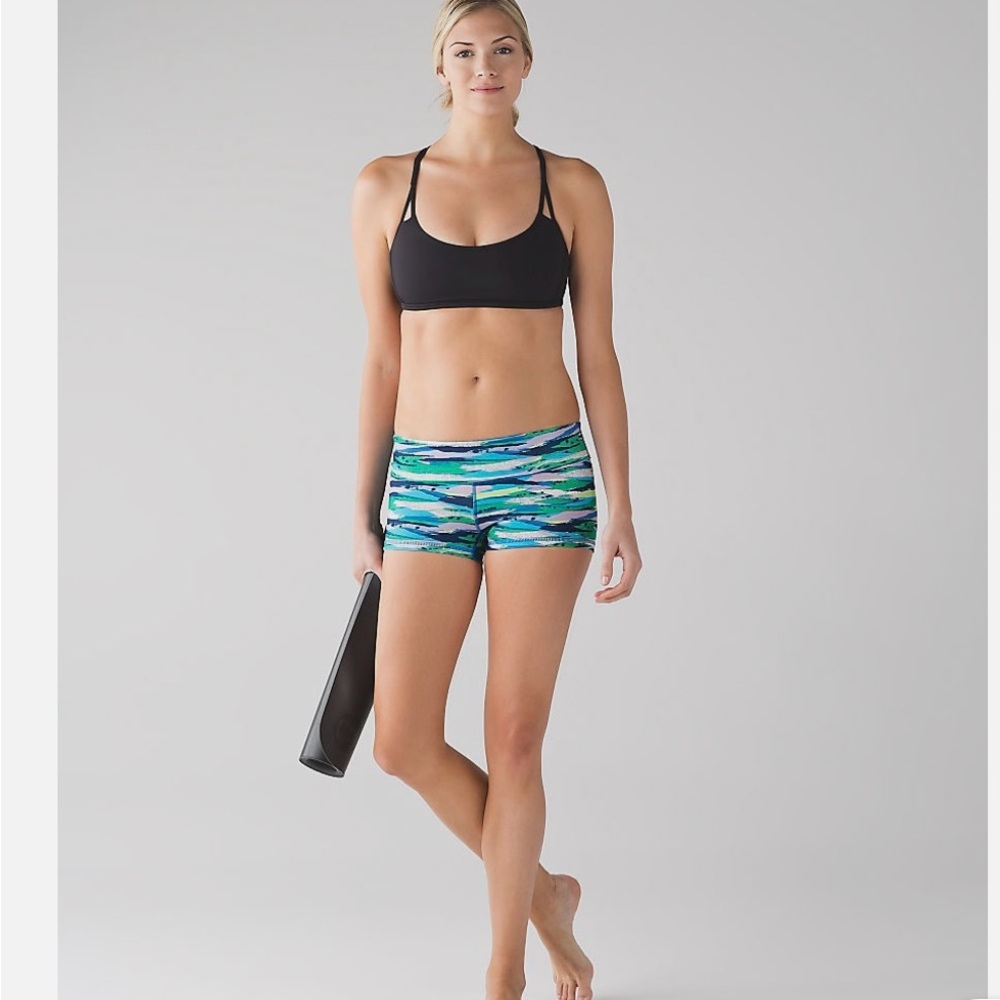 Lululemon" Boogie Short Roll Down,Multicolor, Size (4)